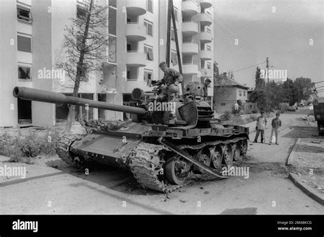 Tank bosnia Black and White Stock Photos & Images - Alamy