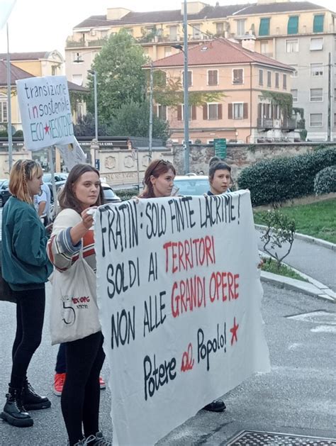 Torino Le Vostre Lacrime Sono Finte Soldi Ai Territori Non Alle