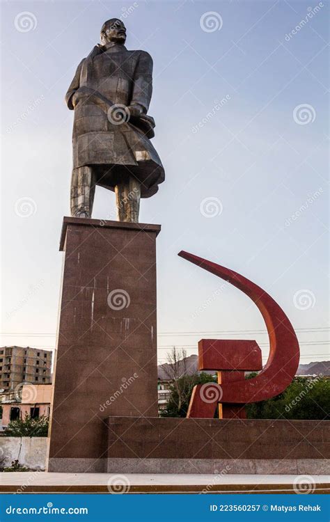 Lenin Statue In Khujand Tajikist Stock Image Image Of Outdoor