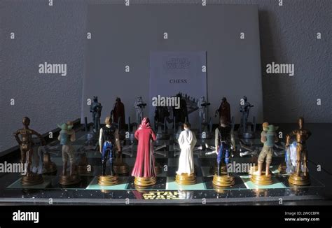 Photo D Un Vintage A La Carte Star Wars Chess Set Jeu De Plateau D