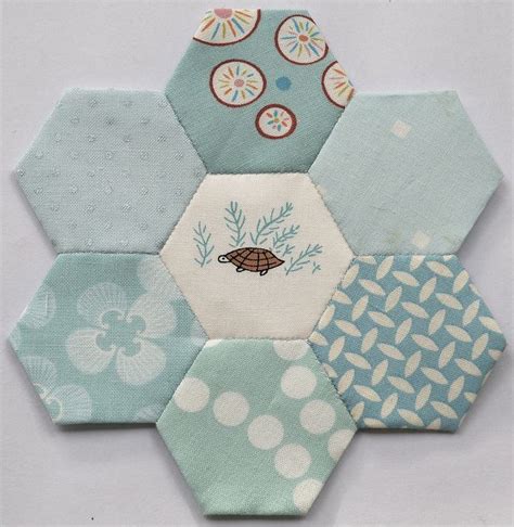 How To Sew Hexies An English Paper Piecing Tutorial Artofit