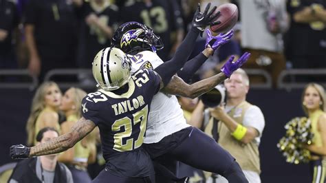 Baltimore Ravens Quarterback Lamar Jackson Evades Defender Loses Ball