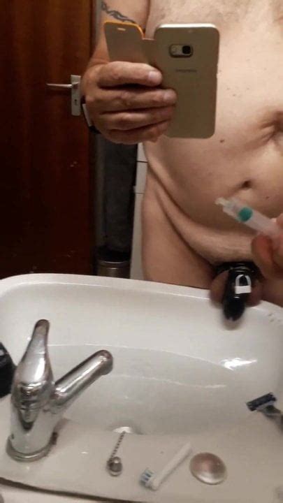 Hygiene D Une Bite En Cage Gay Amateur Porn 96 XHamster