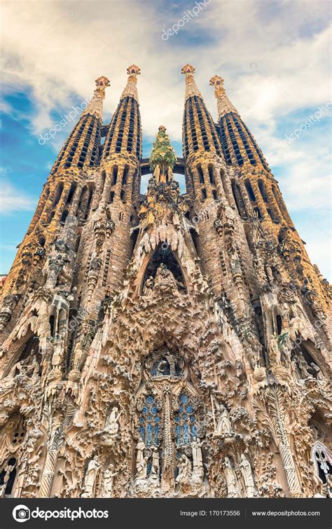 Natividad Fachada De La Sagrada Familia Barcelona Catalu A Espa A