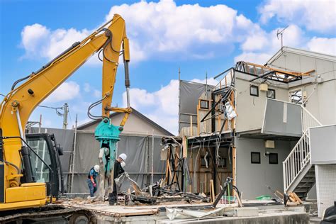 土地や庭を整地するための流れや費用を解説！造成・更地との違いも！ 【解体の窓口】