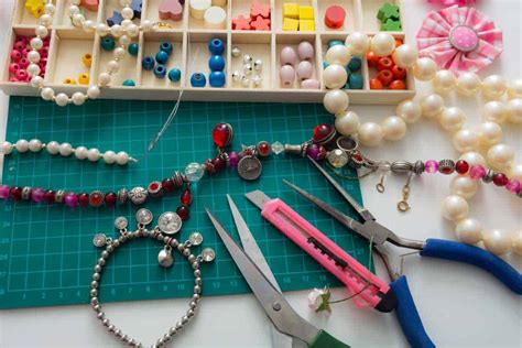 16 Types Of Beads For Jewelry Making - CraftsBliss.com