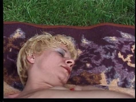 Mature Blonde Skank In Red Lingerie Fucks Herself XHamster