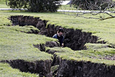 Earthquake Rattles New Zealand City Of Christchurch