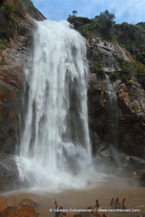 agaya gangai waterfalls milk  falls   sky