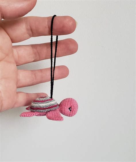 Tortue De Mer Rose Amigurumi Miniature Kawaii Fait Main Pendentif Pour