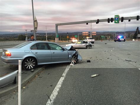 Car Chase Near Marysville Ends In Crash Arrest In Everett