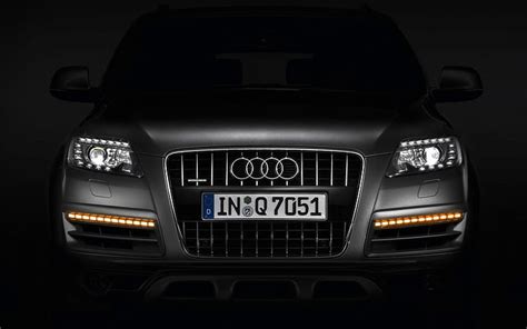 HD Wallpaper: Audi Q7, Car, Front View, Black Wallpaper, 49% OFF