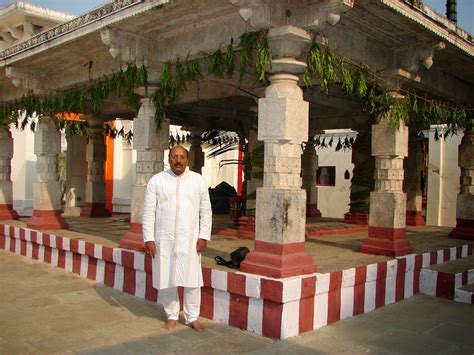 Raghu's column!: Ancient Sitaram Bagh Temple, and its overwhelming ...