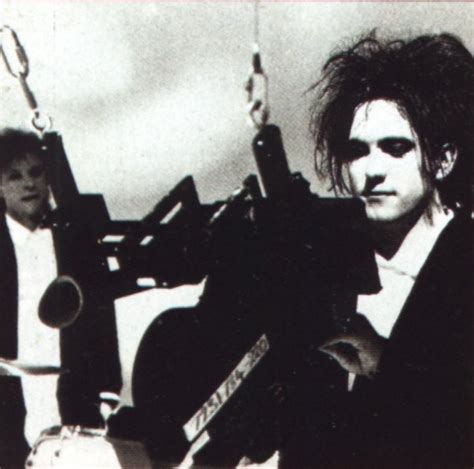 Robert Robert Smith Photo 2871822 Fanpop