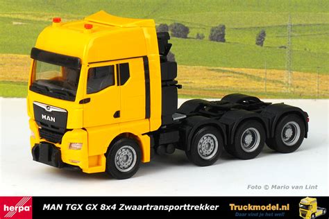 Herpa 313537 MAN TGX GX 8x4 Zwaartransporttrekker Truckmodel Nl