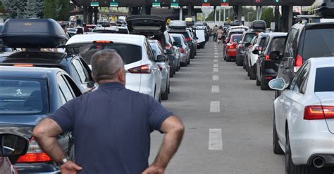 Praznici Se Bli E A Sa Njima I Gu Ve Na Granicama Mup Apeluje Da