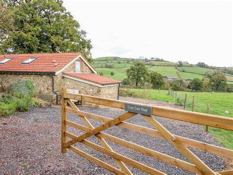 The Cosy Cowshed Dalwood Devon Self Catering Property Reviews