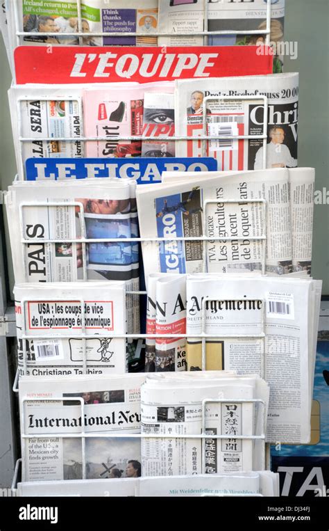 News Newspapers Hi Res Stock Photography And Images Alamy