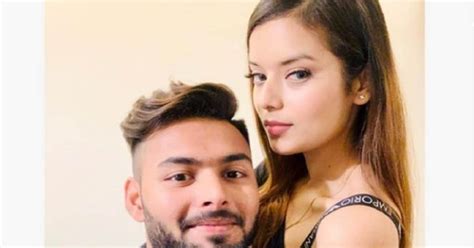 Rishabh Pant Shares Photo After Car Accident Isha Negi Give Lovely