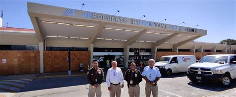 El comisionado Francisco Garduño Yáñez recorrió el Aeropuerto