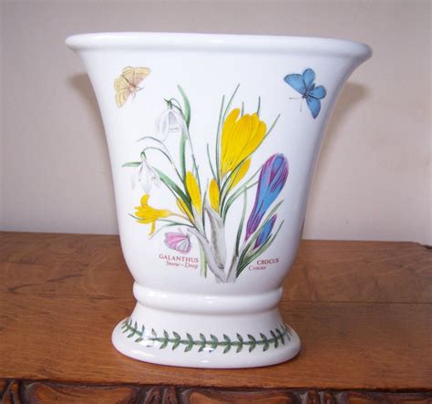 Portmeirion Vase The Botanic Garden Crocus Galanthus Snow Drop