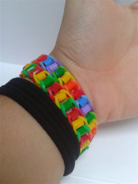 Black Rainbow Braccialetto Con Gli Elastici E I Pyssla Hama Beads