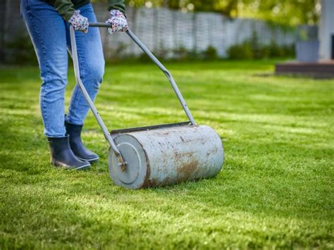 How To Level An Uneven Lawn