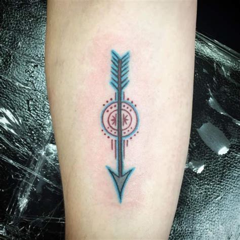 43 Amazing Arrow Tattoo Designs for Men and Women - TattooBlend