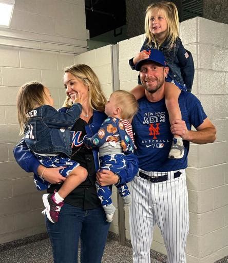 Mets' Max Scherzer expecting fourth child with wife Erica