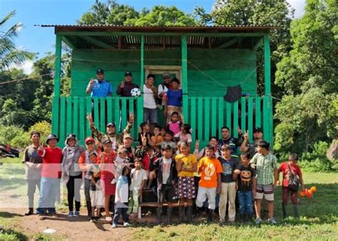 Entregan viviendas dignas a familias en el territorio indígena Mayangna