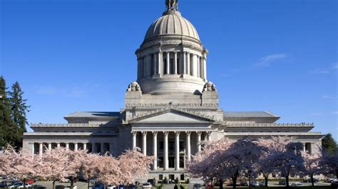 Former Battle Ground Mayor Adrian Cortes Sworn Into The Washington