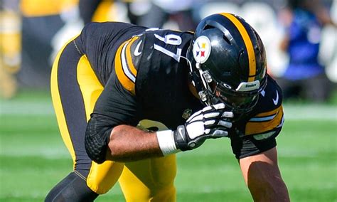 Steelers Dl Cam Heyward Leaves With Undisclosed Injury