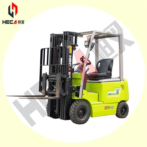 Four Wheels Electric Forklift With The Refrigerator Clip In Good