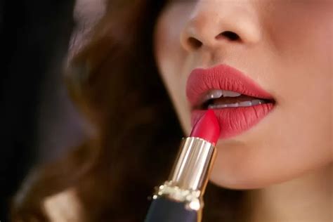 Pengen Lipstik Yang Awet Dan Tahan Lama Seharian Inilah 6 Brand Yang