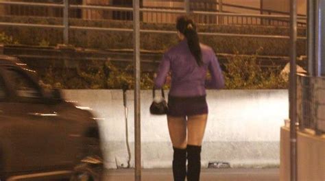 Genova prostitute spacciate per badanti per avere carta d identità