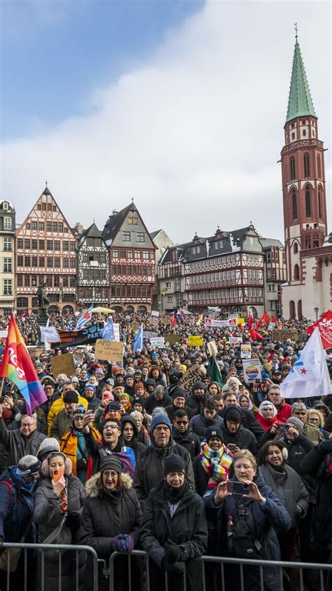 Manifestations Massives Contre Lextr Me Droite En Allemagne