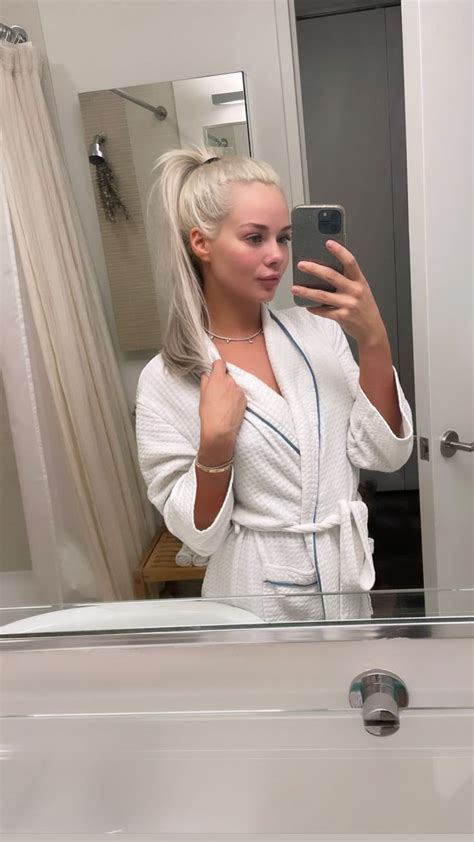 Pin By Linda On Pins By You Elsa Jean Hot Elsa Jean Bra Image