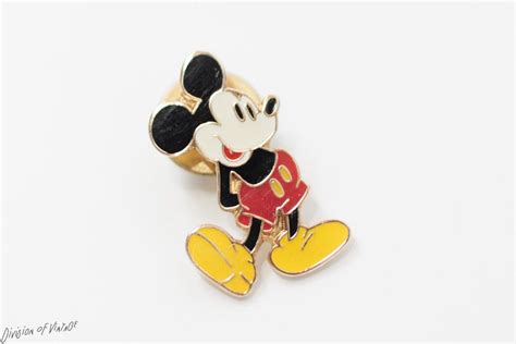 Mickey Mouse Pin 1980s Disney Memorabilia Rare Enamel Mickey