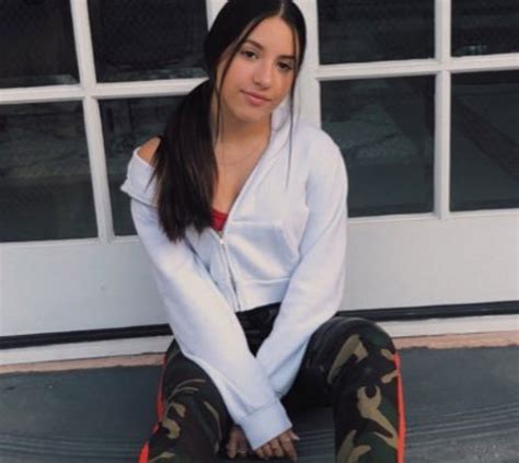 Mackenzie Ziegler Maddie Ziegler Dance Moms Youtubers Lab Coat