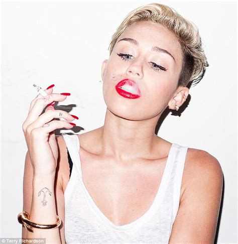 Miley Cyrus Hand Tattoos - Stick and Poke Tattoo Kit