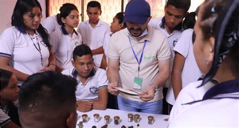 Proyecto De Fortalecimiento Educativo Y Tecnológico Para Jóvenes