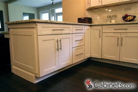 White Shaker Cabinets Why They Are So Popular