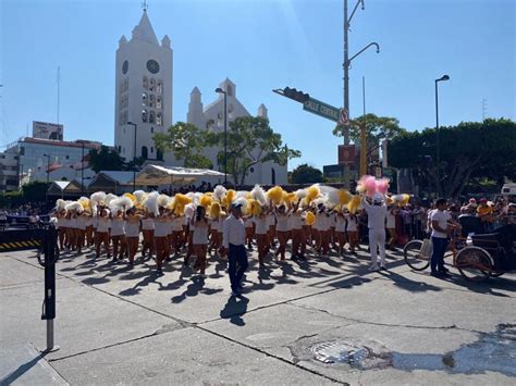 Realizan desfile cívico militar de 113 aniversario de Revolución Mexicana