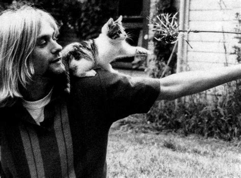 Kurt Cobain. | Kurt cobain, Cat people, Donald cobain