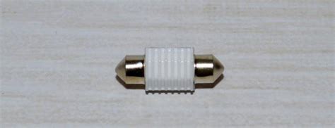 Купить Светодиод C5W T11 12V 31mm керамика Philips белый, цена 80.60 ...