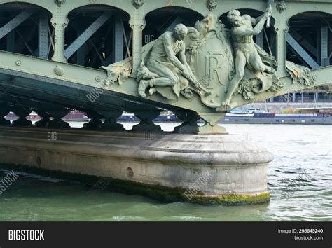 View Bridge Pillar Image & Photo (Free Trial) | Bigstock