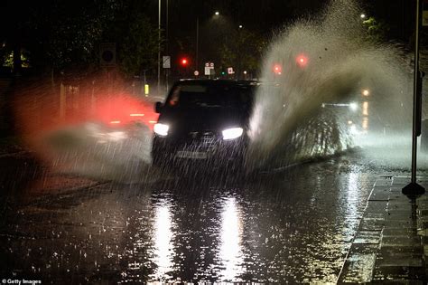 Cars Battle Flash Floods In London While Commuters In The South East