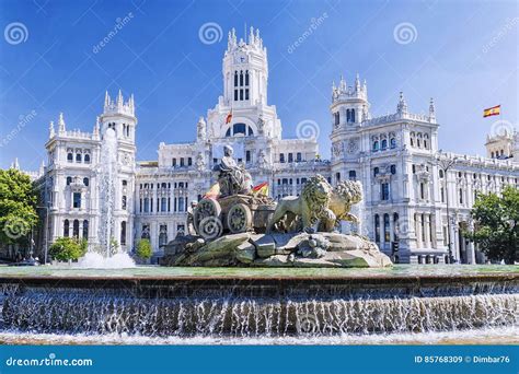 Cibeles Fountain in Madrid, Spain Stock Image - Image of fountain ...