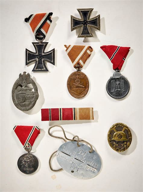 Bid Now Infanterie Grouping Of Medals And Documents Awarded To