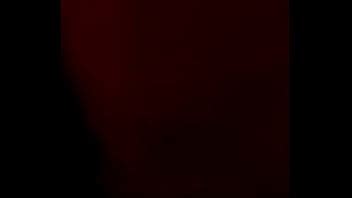 Trentenaire donne la tête au bar XVIDEOS